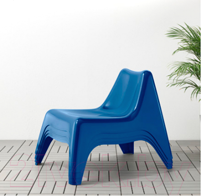 Стул пластиковый Ikea ПС Вогэ 103.380.39 (темно-синий)