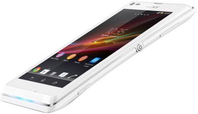 Смартфон Sony Xperia L (C2105) White - под наклоном