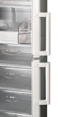 Холодильник с морозильником ATLANT ХМ 4025-400 - с открытой дверцей