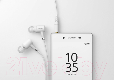 Смартфон Sony Xperia Z5 Dual / E6683 (белый)