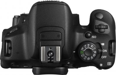 Зеркальный фотоаппарат Canon EOS 700D Kit 18-55 IS STM - вид сверху