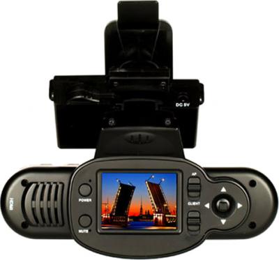 Автомобильный видеорегистратор КАРКАМ QX3 Neo - дисплей