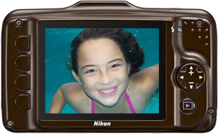 Компактный фотоаппарат Nikon Coolpix S31 Brown - вид сзади
