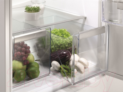 Холодильник с морозильником Electrolux EN93852JX
