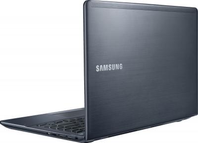 Ноутбук Samsung 470R4E (NP470R4E-K01RU) - вид сзади