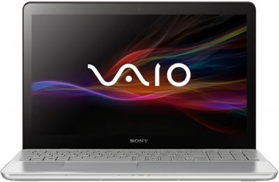 Ноутбук Sony Vaio SVF15A1Z2RS - фронтальный вид 