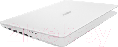 Ноутбук Asus VivoBook X556UR-DM470D
