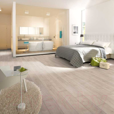 Ламинат Egger Flooring Classic Aqua+ Дуб Нортленд светлый H2350