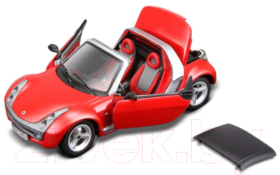 Масштабная модель автомобиля Bburago Смарт родстер / 18-22064 - Цвет зависит от партии поставки