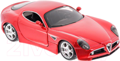 Масштабная модель автомобиля Bburago Street Fire Альфа 8C Компетишн (мод.2007) / 18-43004 (красный)