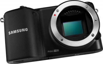 Беззеркальный фотоаппарат Samsung NX2000 (EV-NX2000BABRU) Black - вид без объектива