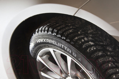 Зимняя шина Nokian Tyres Hakkapeliitta 8 195/55R16 91T (шипы)