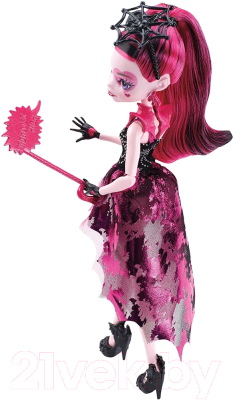 Кукла с аксессуарами Mattel Monster High Устрашающий танец. Дракулаура DNX32 / DNX33