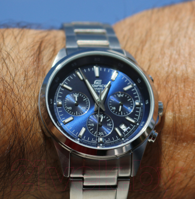 Часы наручные мужские Casio EFR-527D-2AVUEF