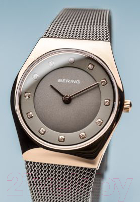 Часы наручные женские Bering 11927-369