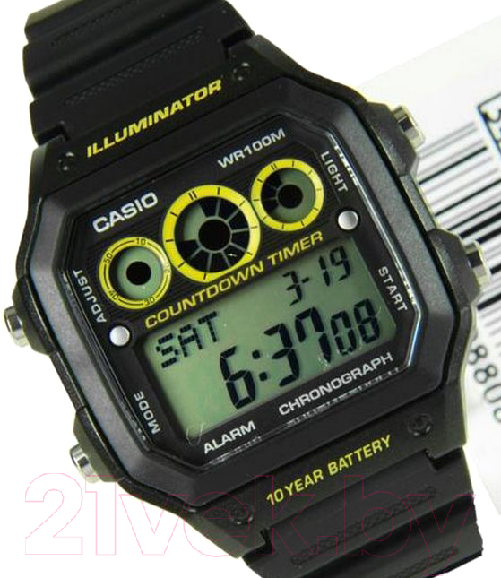 Часы наручные мужские Casio AE-1300WH-1AVEF