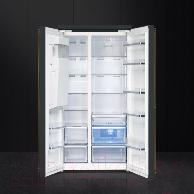 Холодильник с морозильником Smeg SBS8004AO