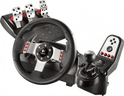 Игровой руль Logitech G27 Racing Wheel (941-000092) - общий вид с педалями и блоком переключения скоркостей