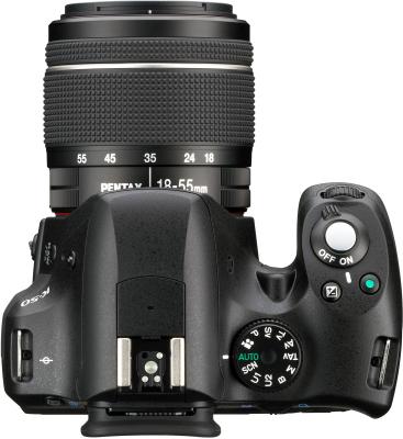 Зеркальный фотоаппарат Pentax K-50 Kit (DA L 18-55mm WR, черный) - вид сверху
