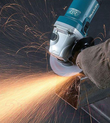 Профессиональная угловая шлифмашина Makita GA5040C