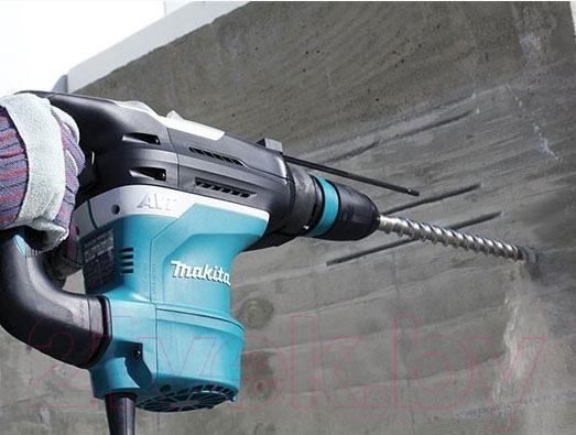 Профессиональный перфоратор Makita HR4013C