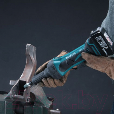 Профессиональная прямая шлифмашина Makita BGD800RFE