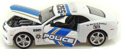 Масштабная модель автомобиля Maisto Шевроле Камаро полиция / 31208 (белый)