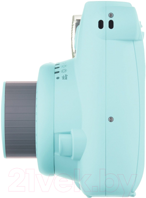 Фотоаппарат с мгновенной печатью Fujifilm Instax Mini 9 с фотопленкой и фотоальбомом (голубой)