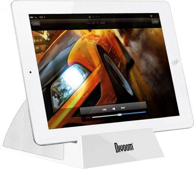 Мультимедийная док-станция Divoom iFit-3 (белый) - с подключенным планшетом