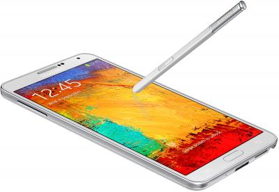Смартфон Samsung N9000 Galaxy Note 3 (White) - общий вид с пером S Pen