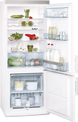 Холодильник с морозильником AEG S52900CSW0 - внутренний вид