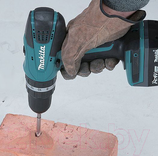 Профессиональная дрель-шуруповерт Makita HP347DWE