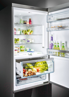 Холодильник с морозильником Bosch KAN90VB20R