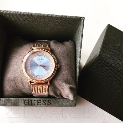 Часы наручные женские Guess W0836L1