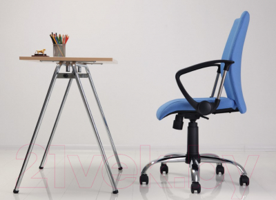 Кресло офисное Nowy Styl Neo New GTP Tilt PL62 (Micro H) - Кресло другой расцветки в интерьере