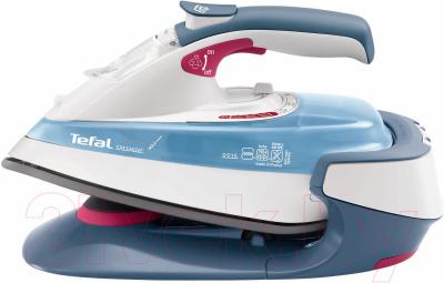 Беспроводной утюг Tefal FV9915E0 - вид сбоку