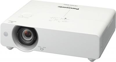 Проектор Panasonic PT-VX505NE - общий вид
