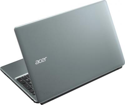 Ноутбук Acer Aspire E1-530G-21174G50Mnii (NX.MGTEU.001) - вид сзади