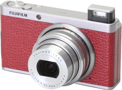 Компактный фотоаппарат Fujifilm FinePix XF1 (Red) - общий вид со вспышкой