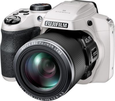 Компактный фотоаппарат Fujifilm FinePix S8200 (White) - общий вид