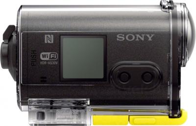 Экшн-камера Sony HDR-AS30VE - вид сбоку в защитном корпусе
