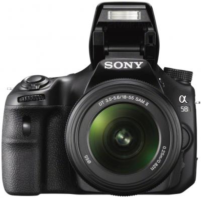 Зеркальный фотоаппарат Sony SLT-A58Y - вид спереди