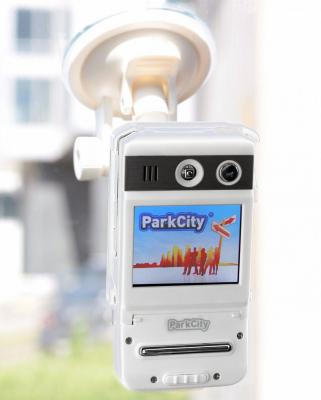Автомобильный видеорегистратор ParkCity DVR HD 500 (White) - в автомобиле