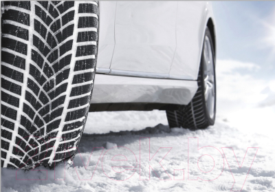 Зимняя шина Goodyear UltraGrip Performance+ 295/35R21 107V