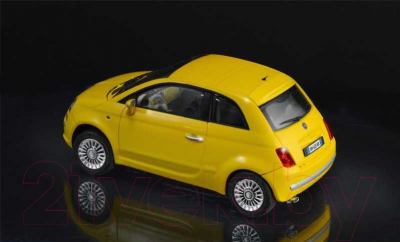 Сборная модель Italeri Автомобиль Fiat 500 2007 1:24 / 3647