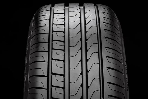 Летняя шина Pirelli Cinturato P7 215/55R17 94V