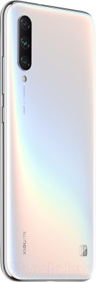 Смартфон Xiaomi Mi A3 4GB/128GB (More Than White)