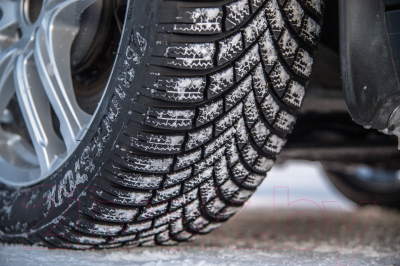 Зимняя шина Bridgestone Blizzak LM005 185/60R15 88T