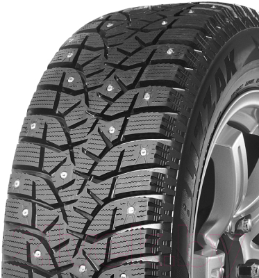 Зимняя шина Bridgestone Blizzak Spike-02 235/45R18 98T (шипы)