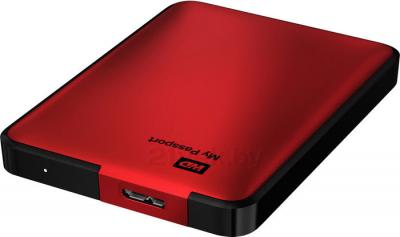 Внешний жесткий диск Western Digital My Passport 2TB Red (WDBFBW0020BRD) - разъем для подключения